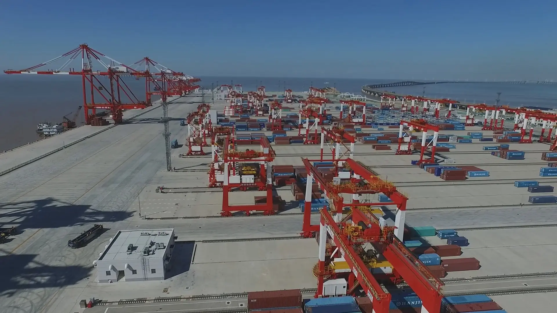 我国已建自动化船埠数量达60座