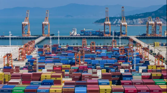 温州港状元岙港区新增两大泊位正式投运，年吞吐能力提升超百万标箱