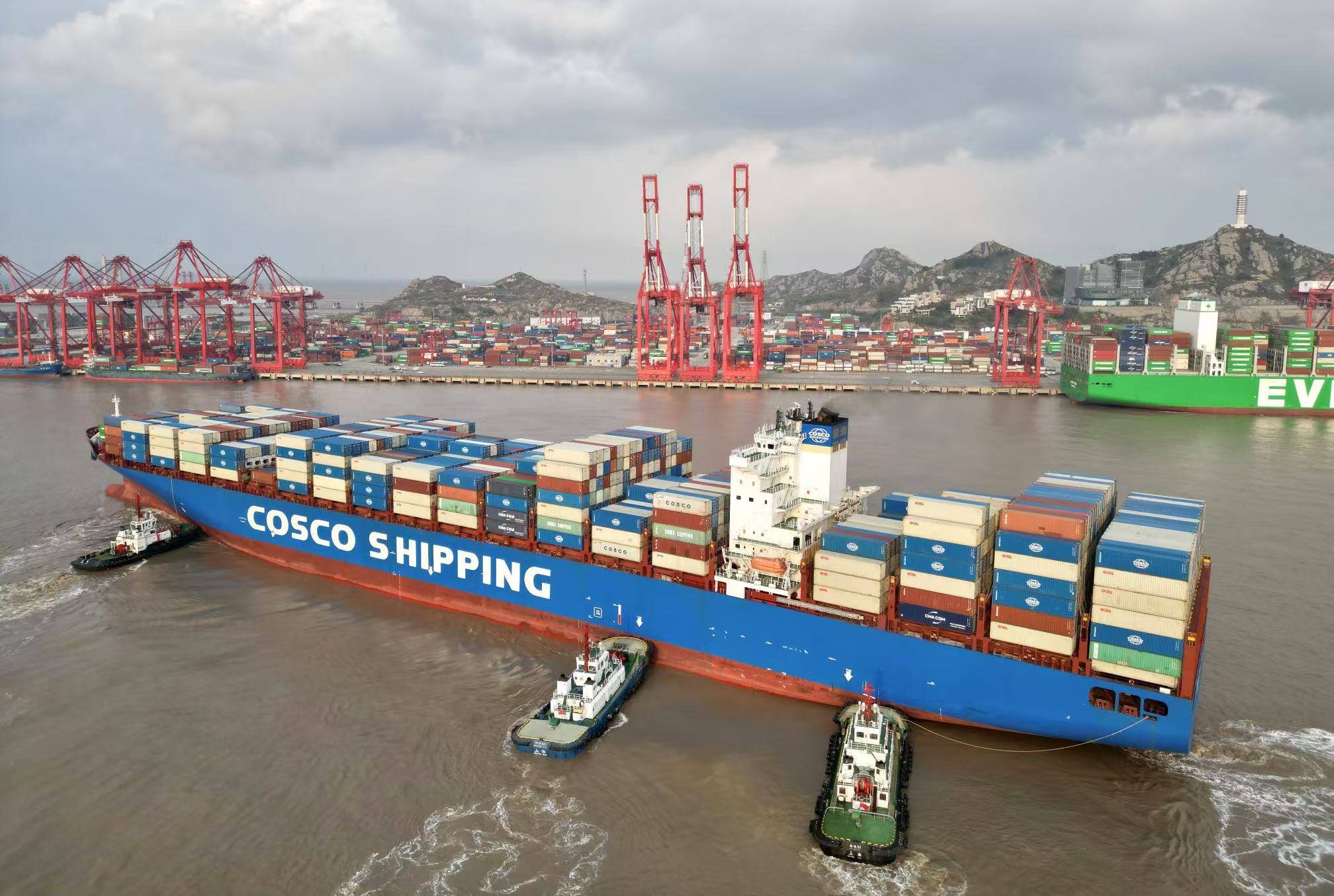 直航船与中转船：内贸海运，该选直达还是中转？